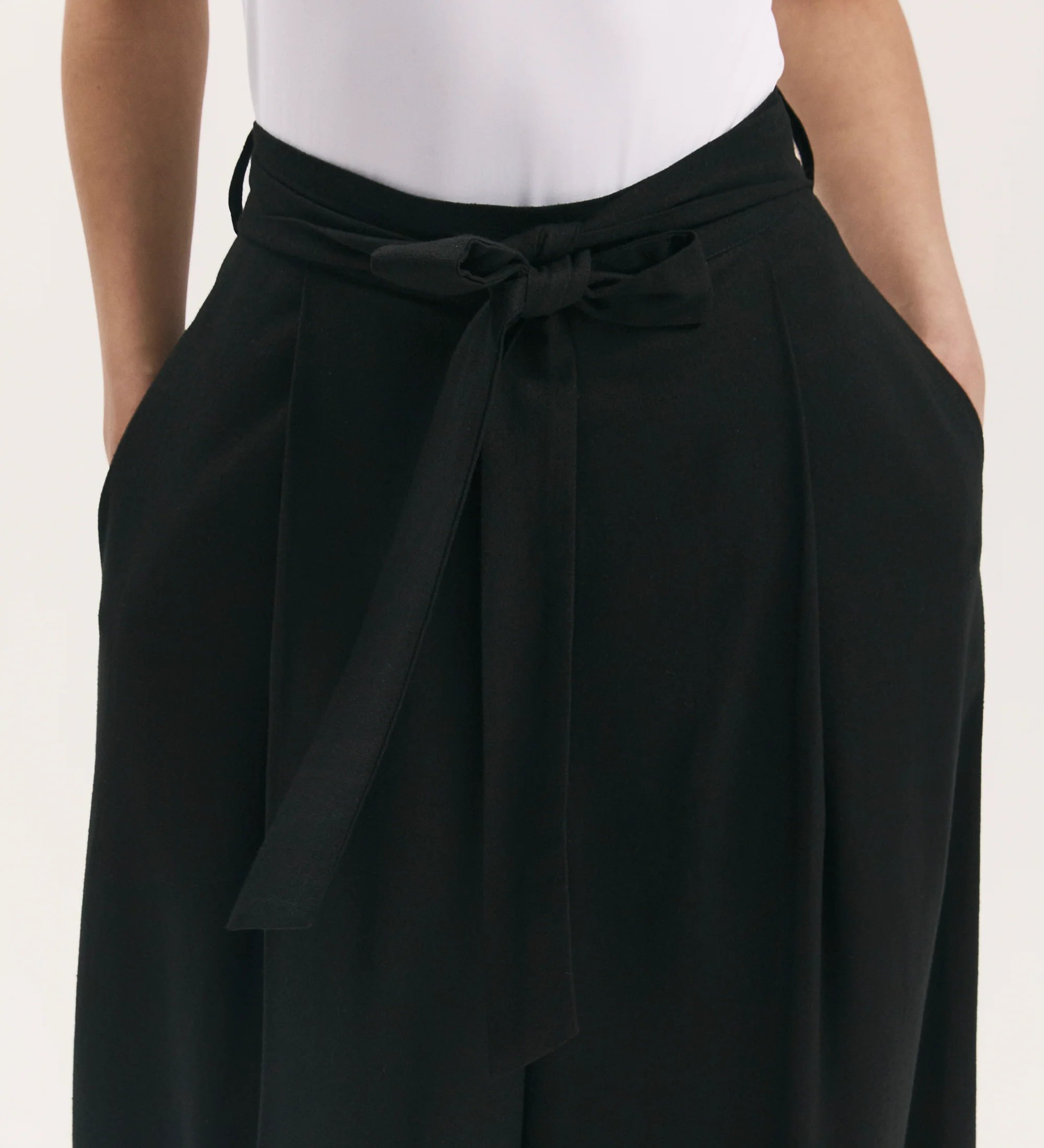 Athena Black Linen Blend Wide Leg Trousers - Image 3