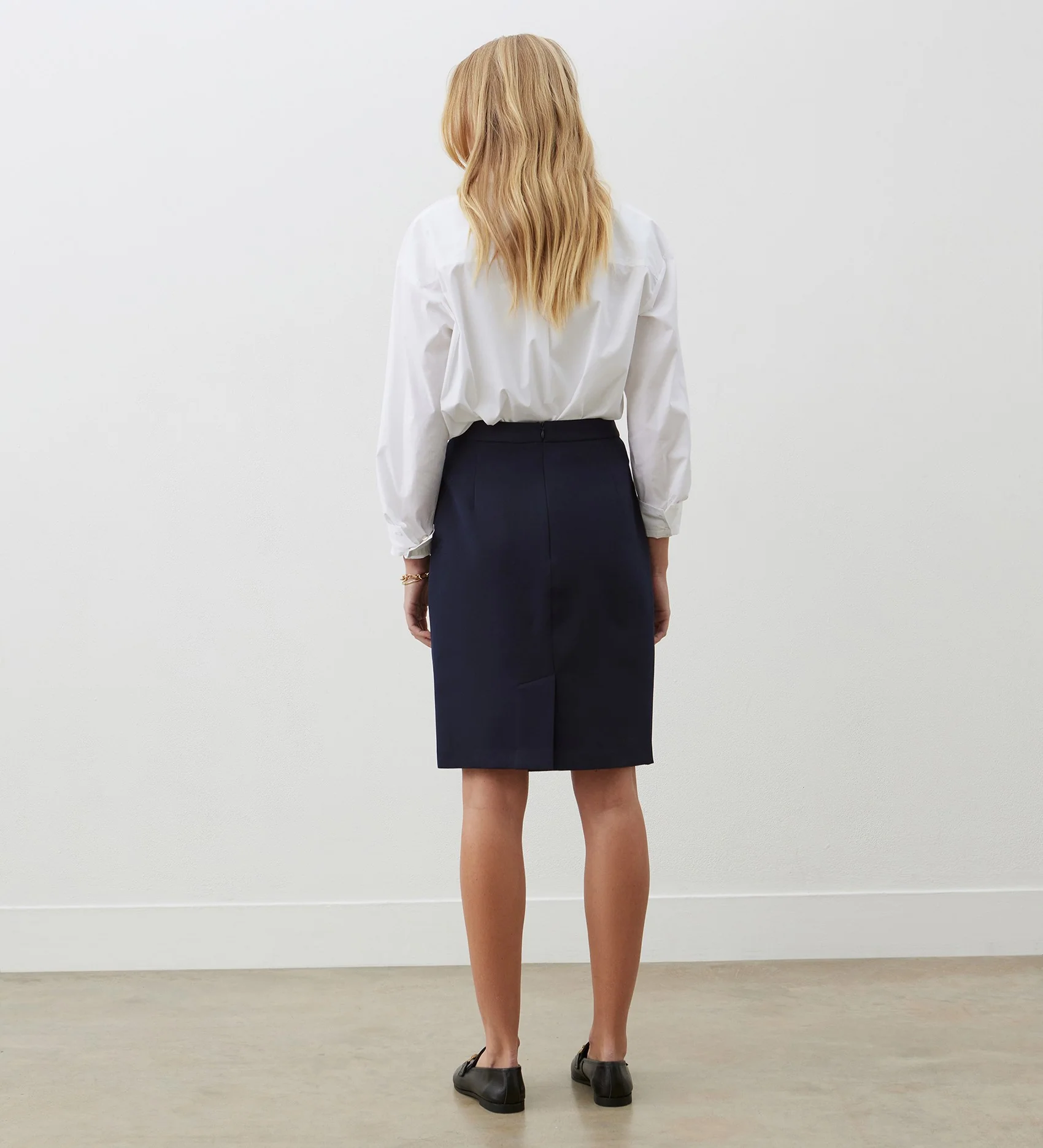 Bella Navy Knee Length Skirt - Image 4