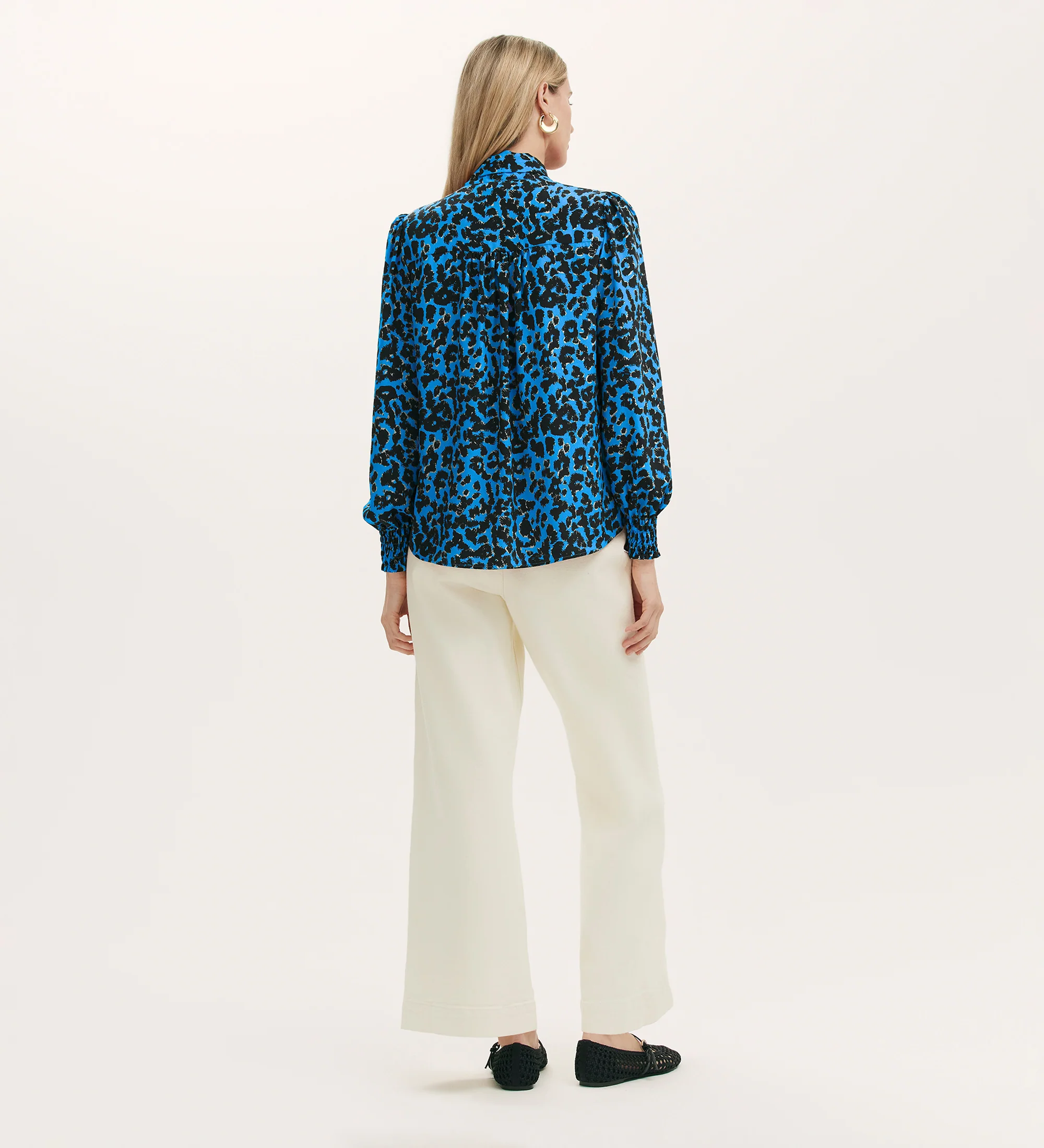 Lindsay Blue Animal Print Pussy Bow Blouse - Image 4