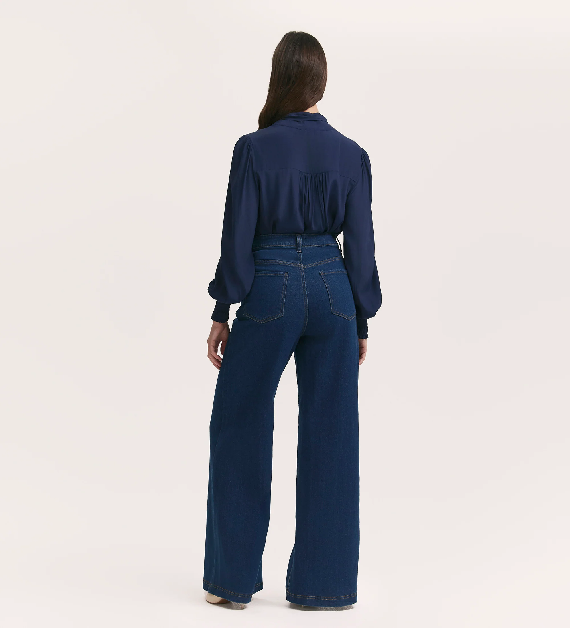 Monica Mid Wash Wide Leg Jeans - Image 4