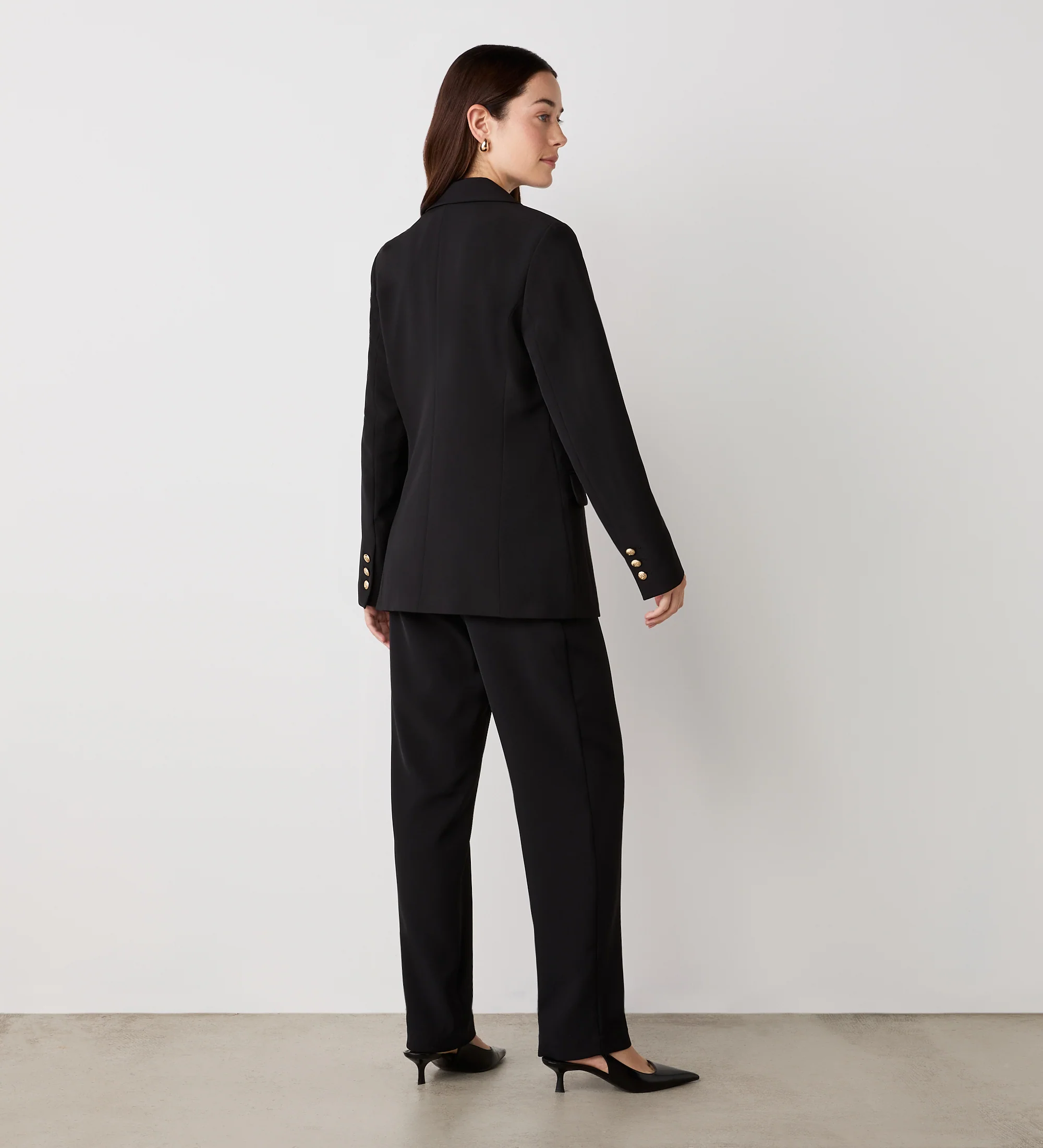 Orla Black Tailored Blazer - Image 4