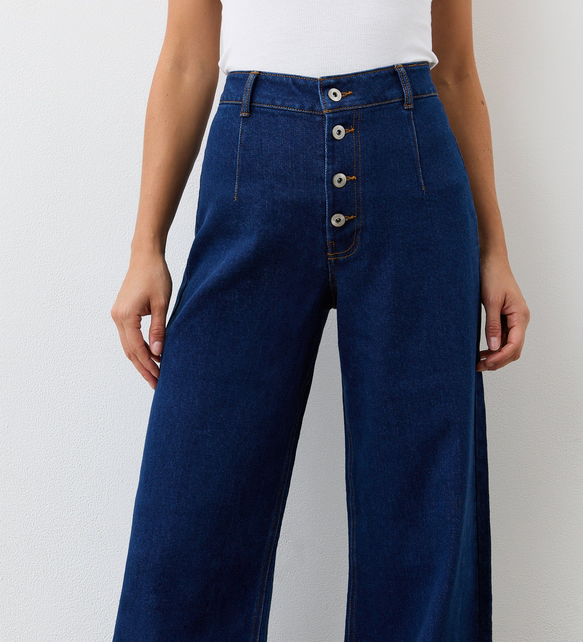 Tally Mid Wash Denim Jeans - Image 3