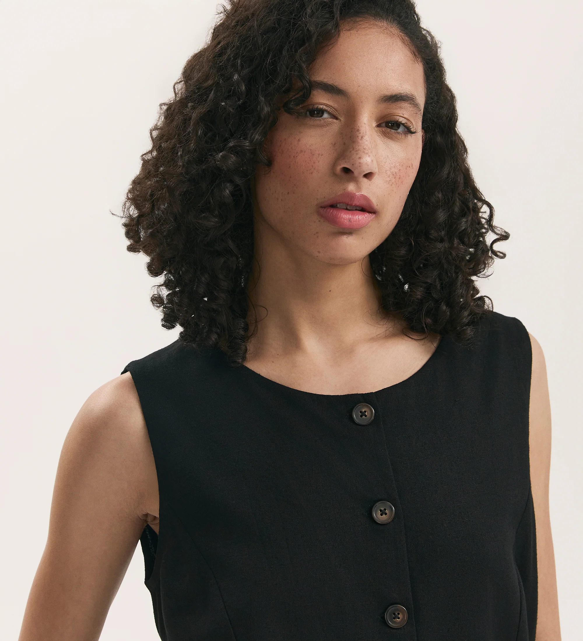 Vanetia Black Linen Blend Waistcoat - Image 3